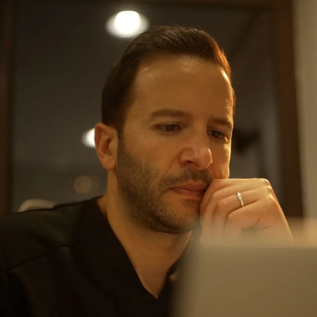 Home 21 Dr. Ali Khodr